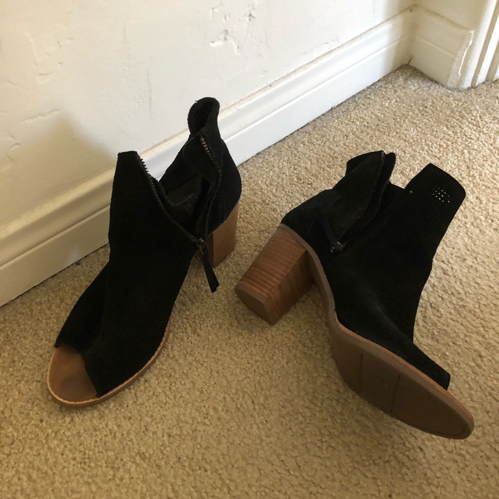 Toms Black Chunky Heels